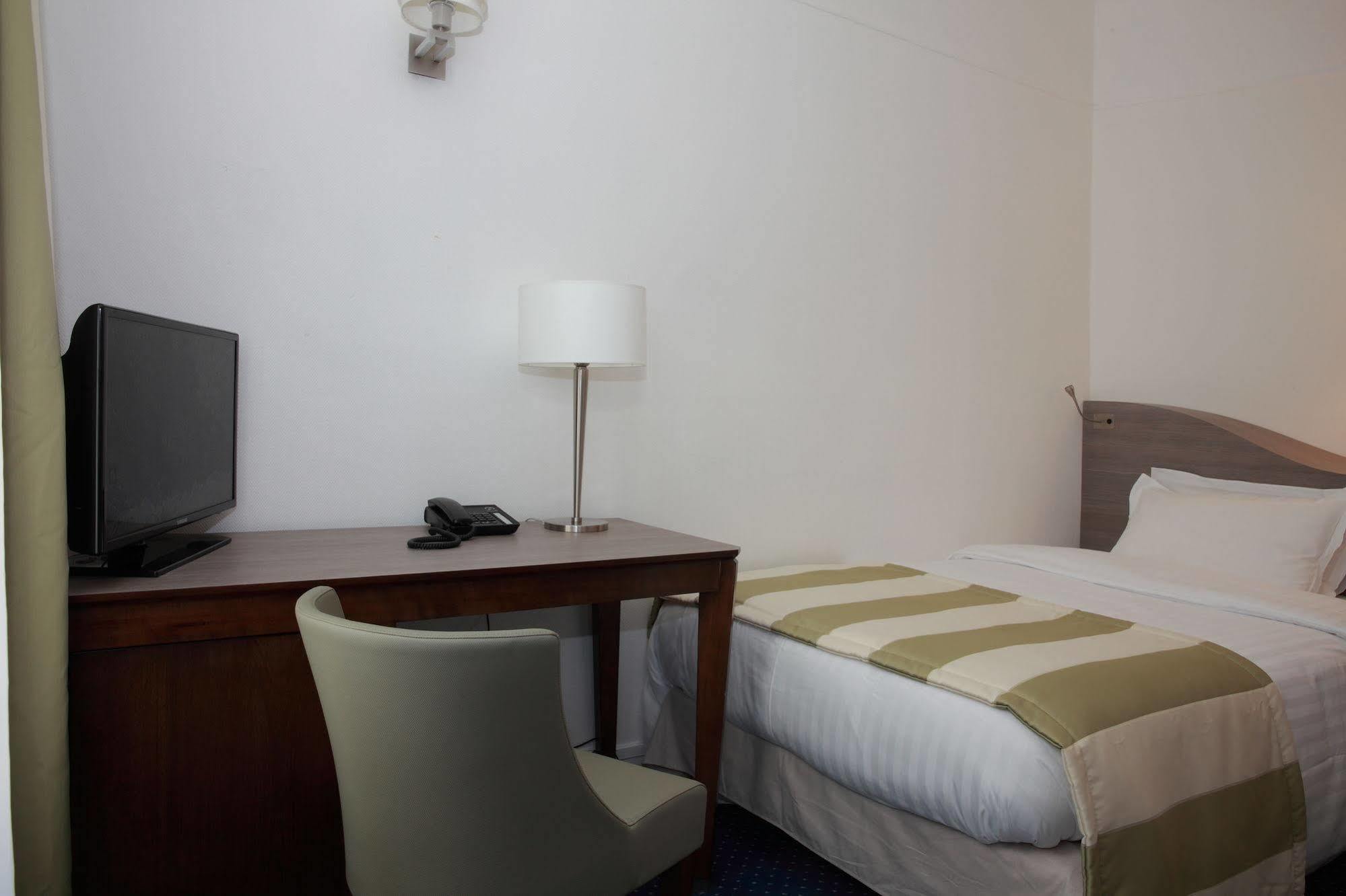Mayflower Paris Luaran gambar